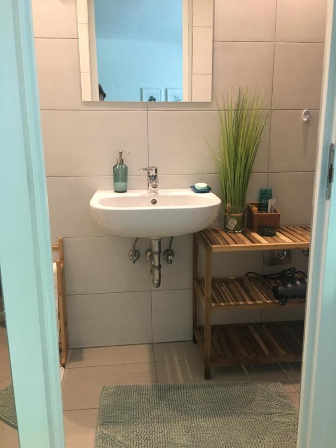 Pasaret Studio Budapest Luaran gambar