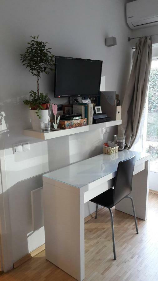 Pasaret Studio Budapest Luaran gambar